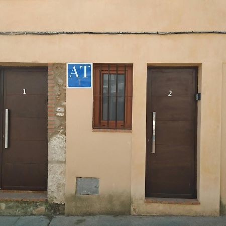 Caleros 8 Estudio - Apartamentos De La Parte Antigua De Касерес Экстерьер фото